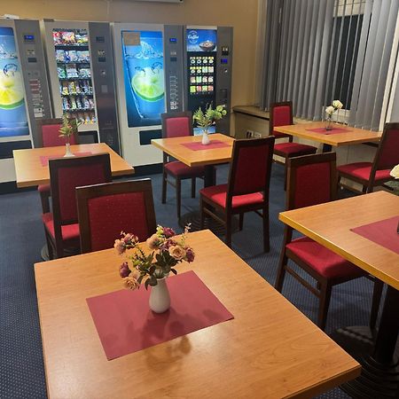 凯瑟霍夫酒店 Fürstenwalde 外观 照片